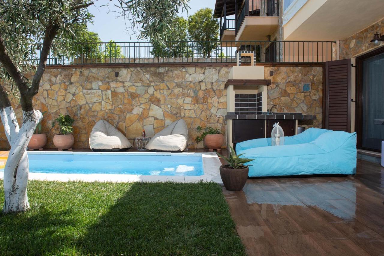 Dandy Villas Nea Roda - Melodic Waves - Private - Pool - Parking - Cellar Zewnętrze zdjęcie