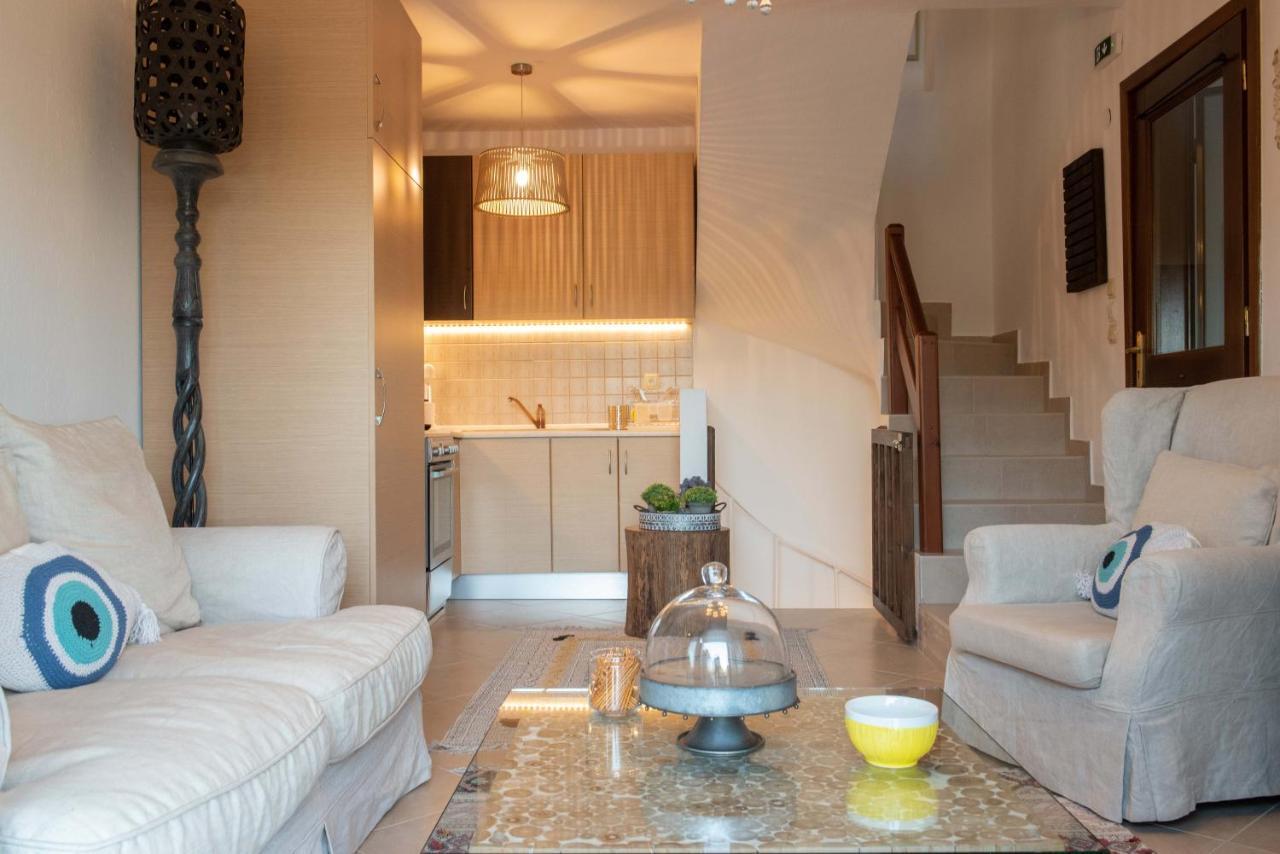 Dandy Villas Nea Roda - Melodic Waves - Private - Pool - Parking - Cellar Zewnętrze zdjęcie